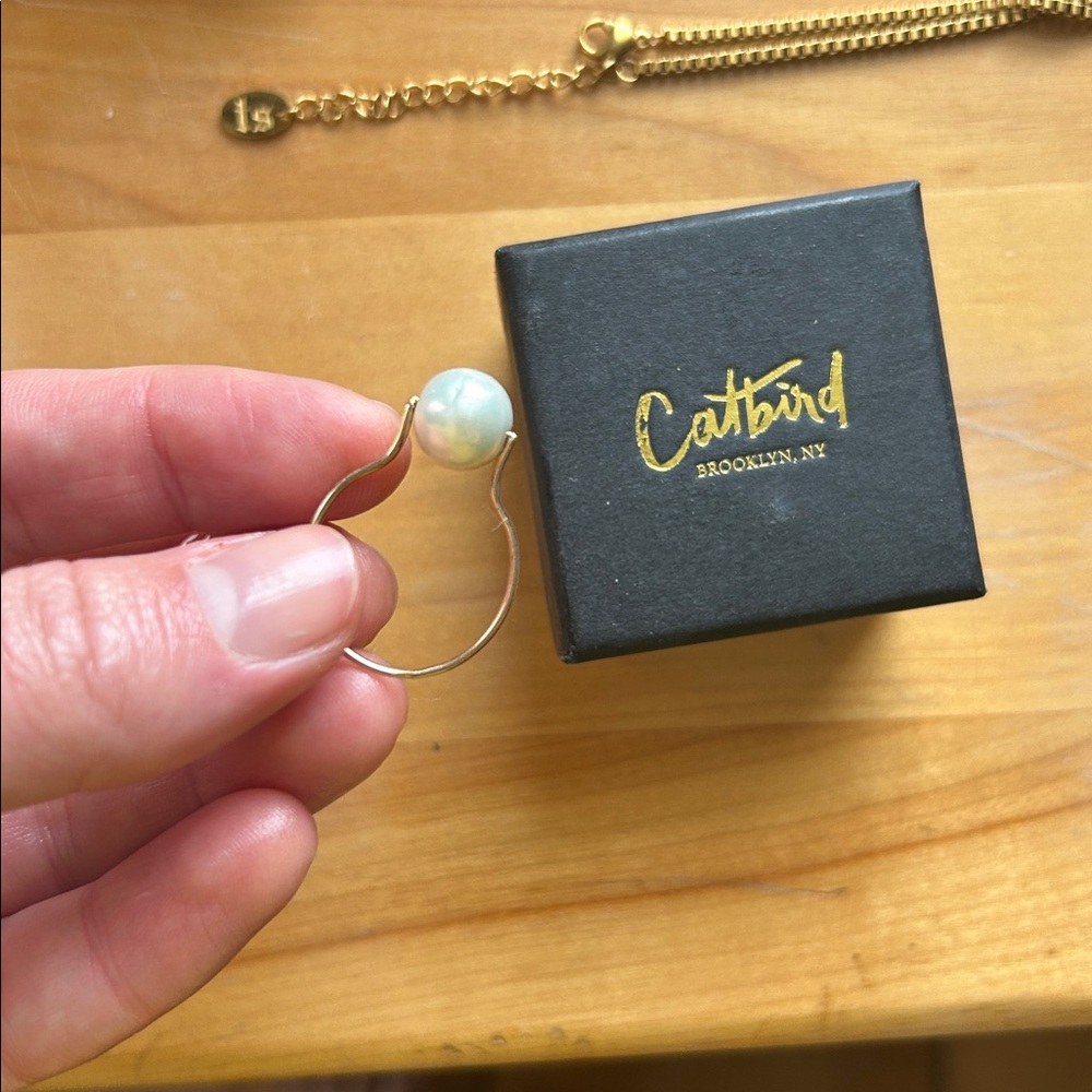 Catbird NYC gold gumball pearl ring size 10 - Picture 2 of 9